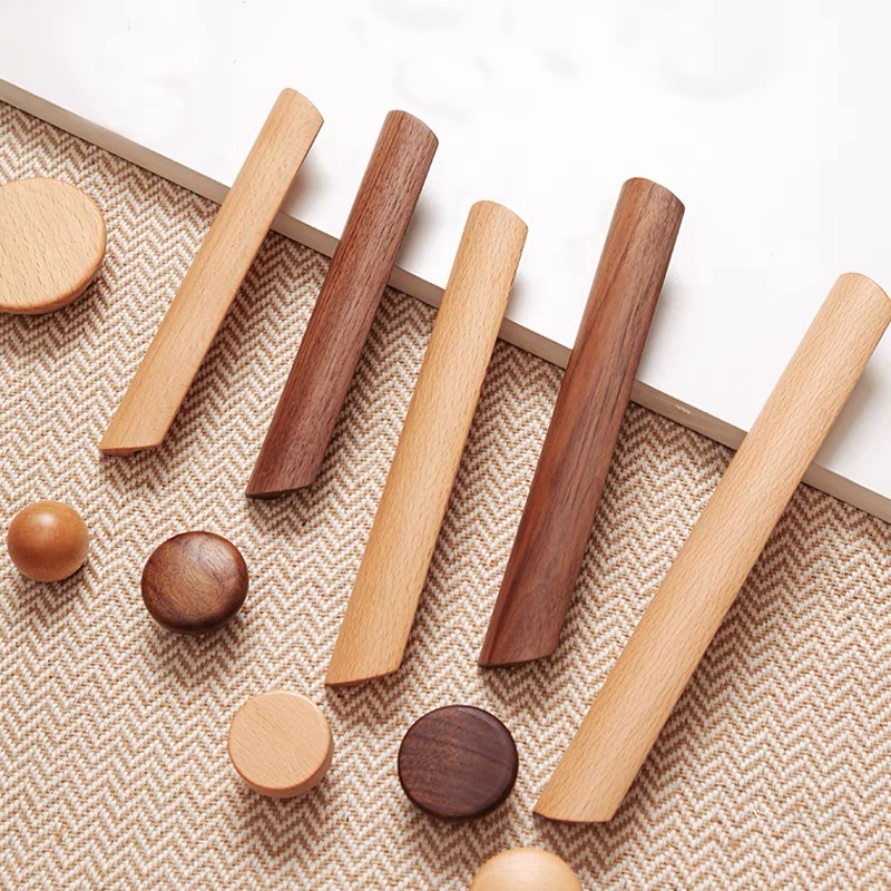 Maniglie per Cassetti in Legno - Curved Spring Bar recensione e prezzo