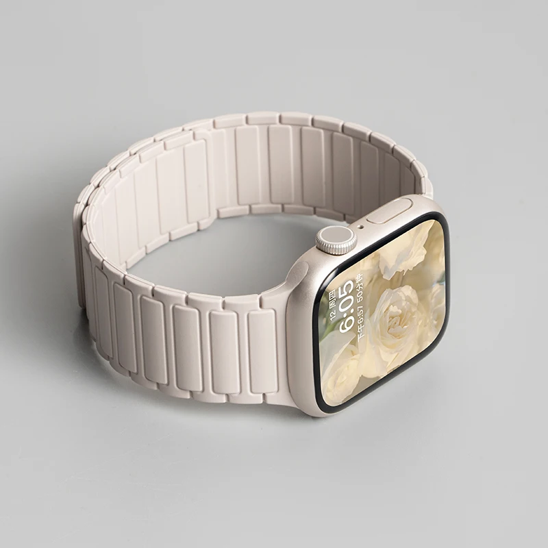Cinturino magnetico in silicon - Milanese Loop Magnetic recensione e prezzo